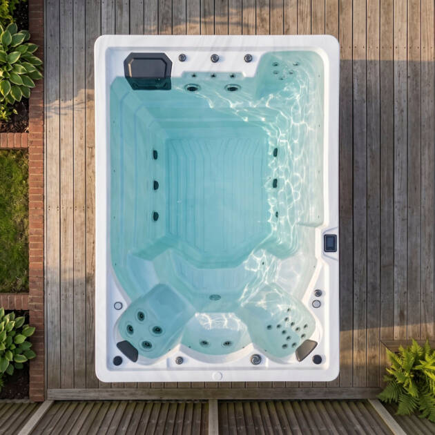 Electra Swim Spa – 3.6m entry-level swim spa with adjustable current