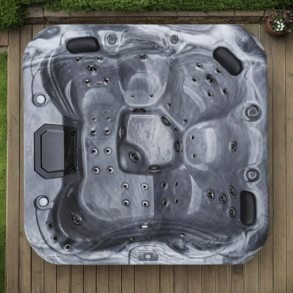 Retreat Pro Hot Tub – 5-seat hot tub with two loungers and 41 jets